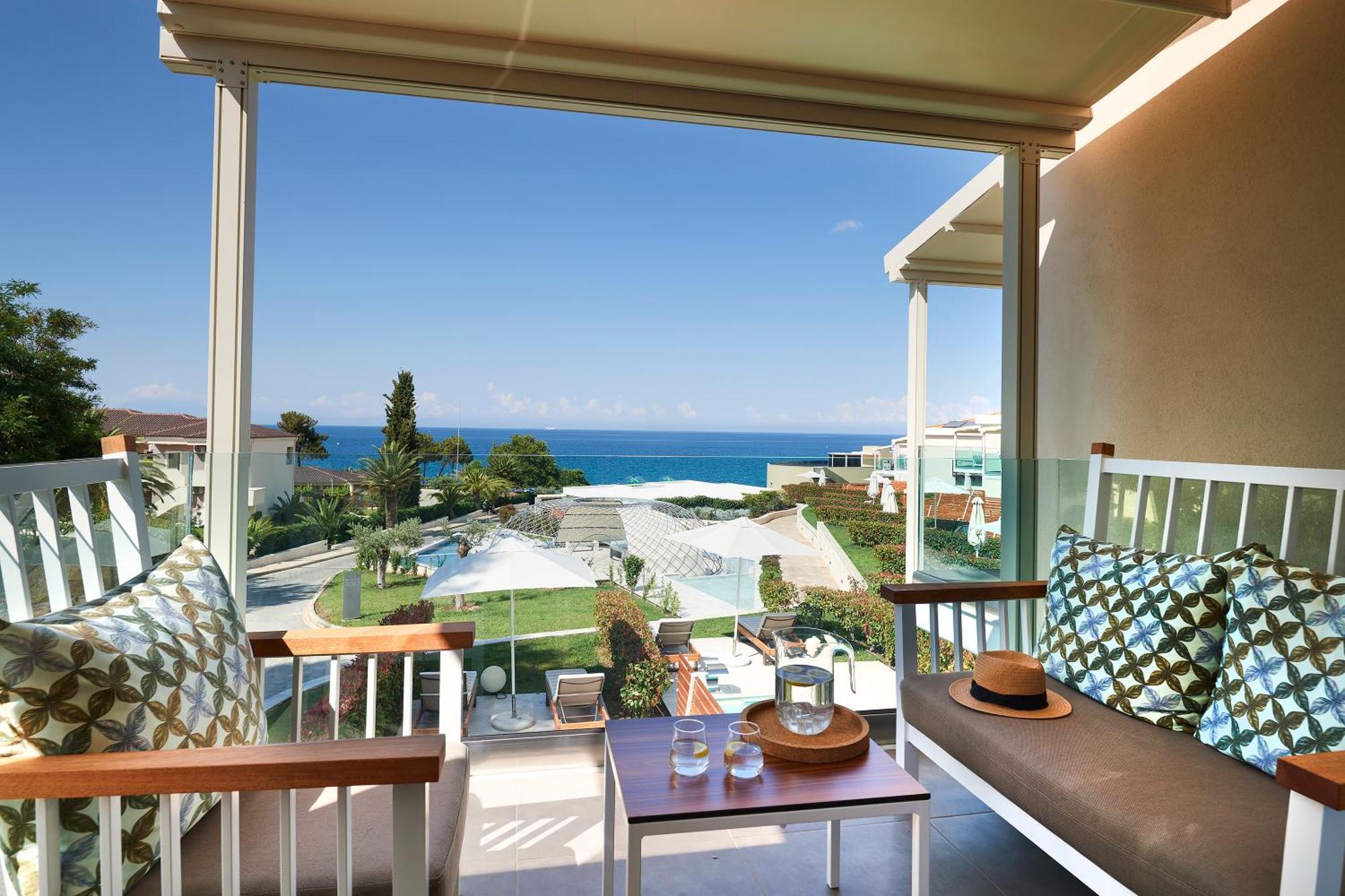 Hotel Alexandra Elegance Bridging Generations (Adults Only) Potos Exterior foto
