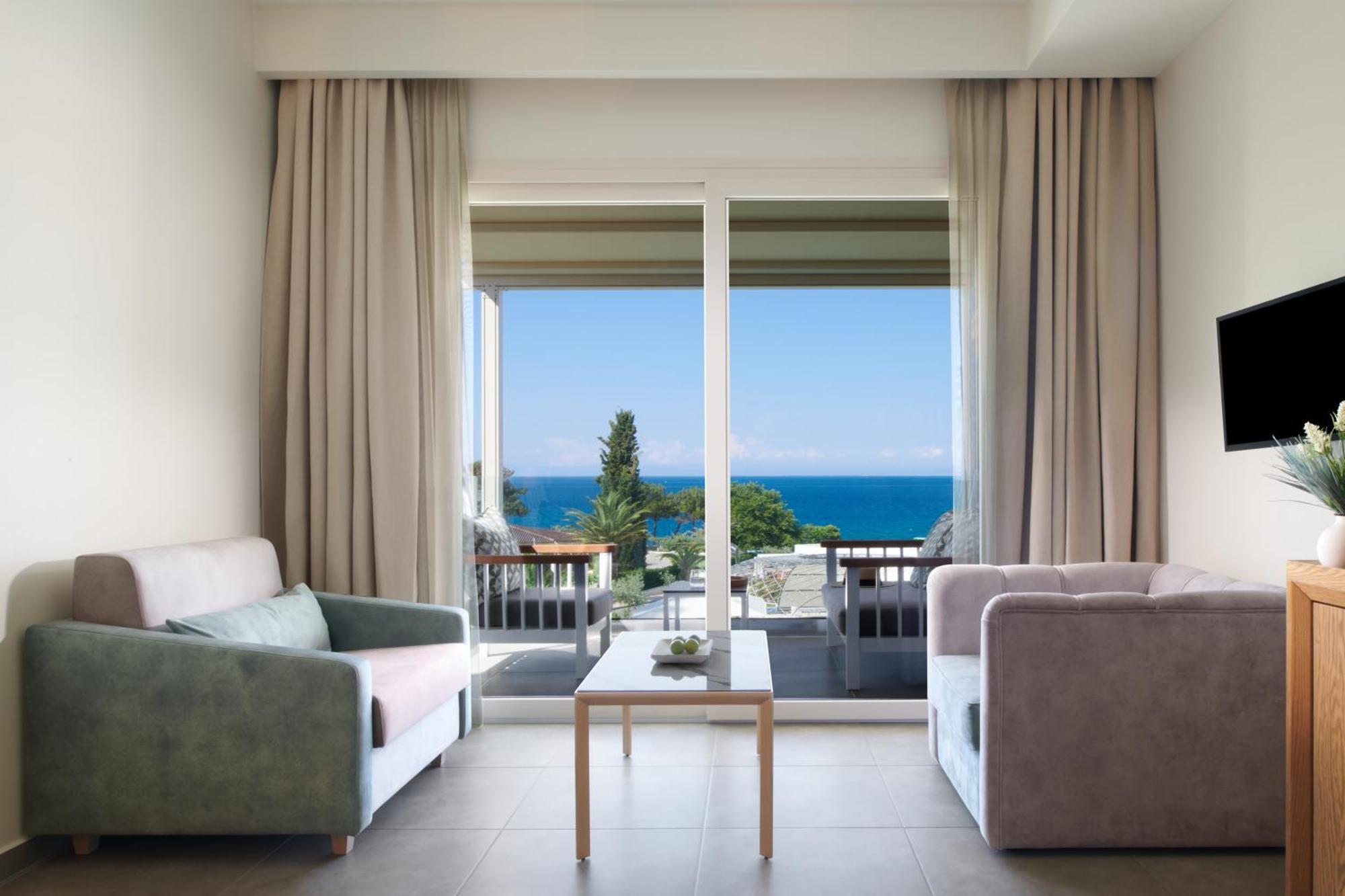 Hotel Alexandra Elegance Bridging Generations (Adults Only) Potos Exterior foto